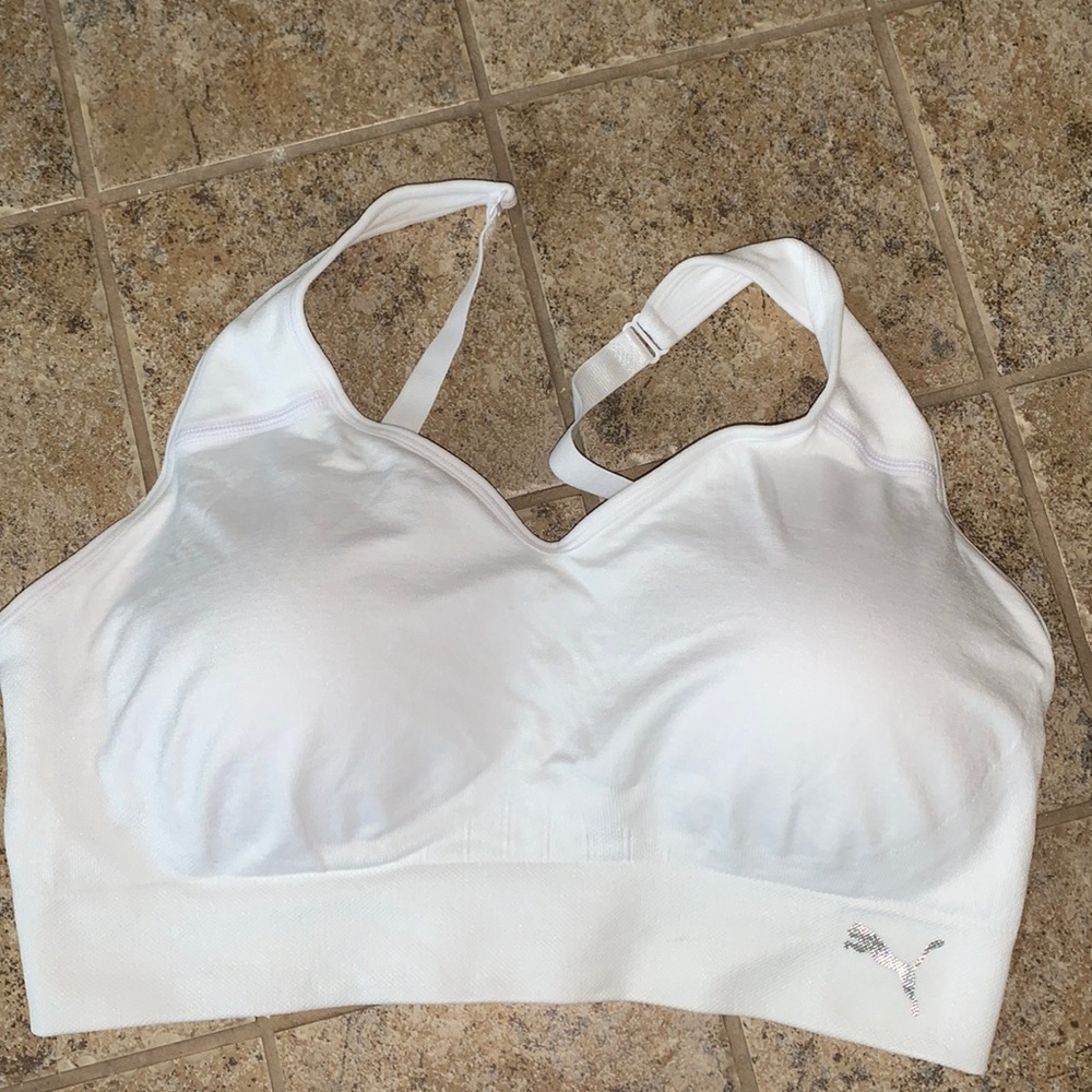 Puma Women's Sports Bra Seamless Removable Cups .